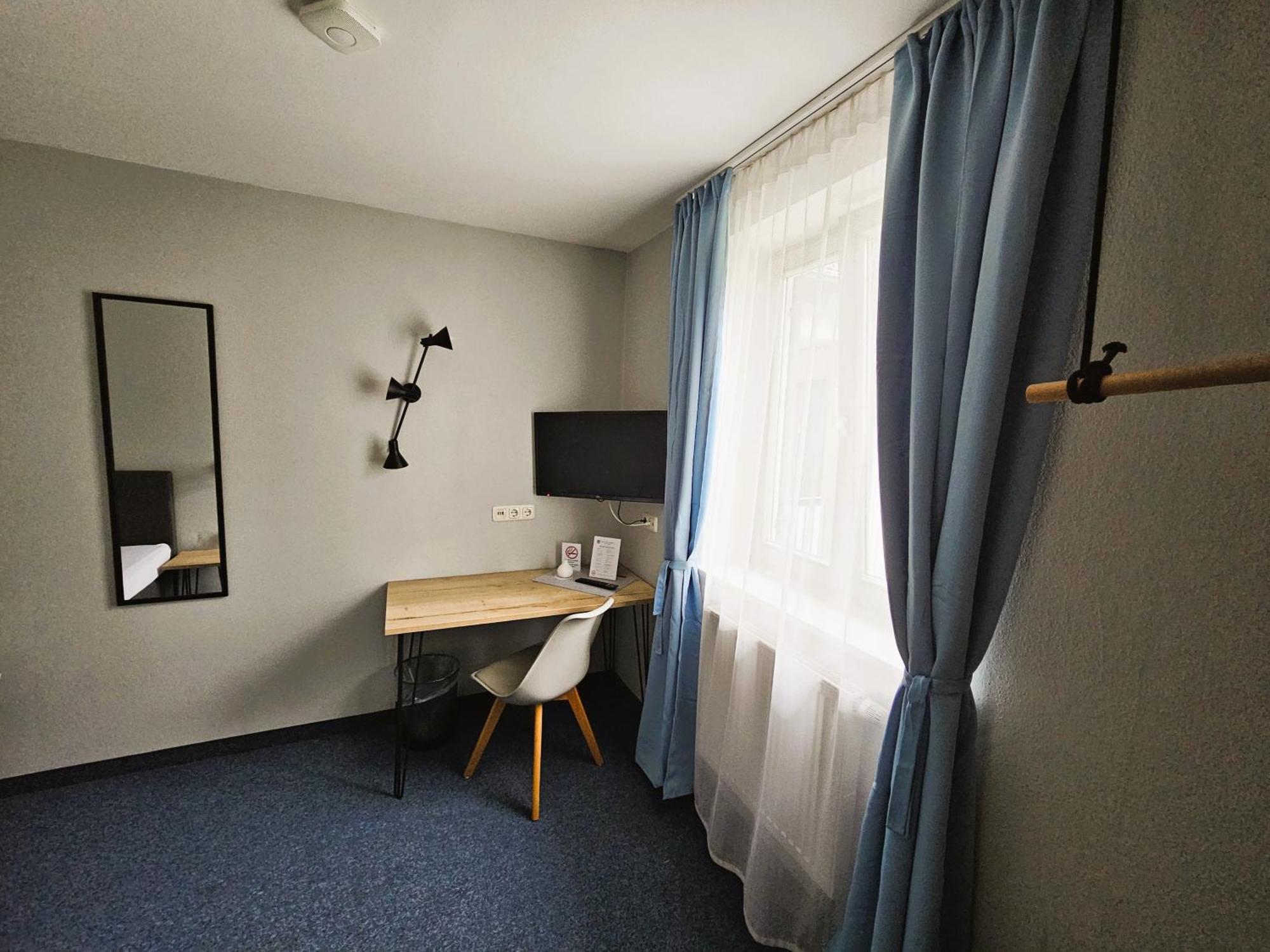 Novitel Pension Pliening - Muenchen Messe ภายนอก รูปภาพ