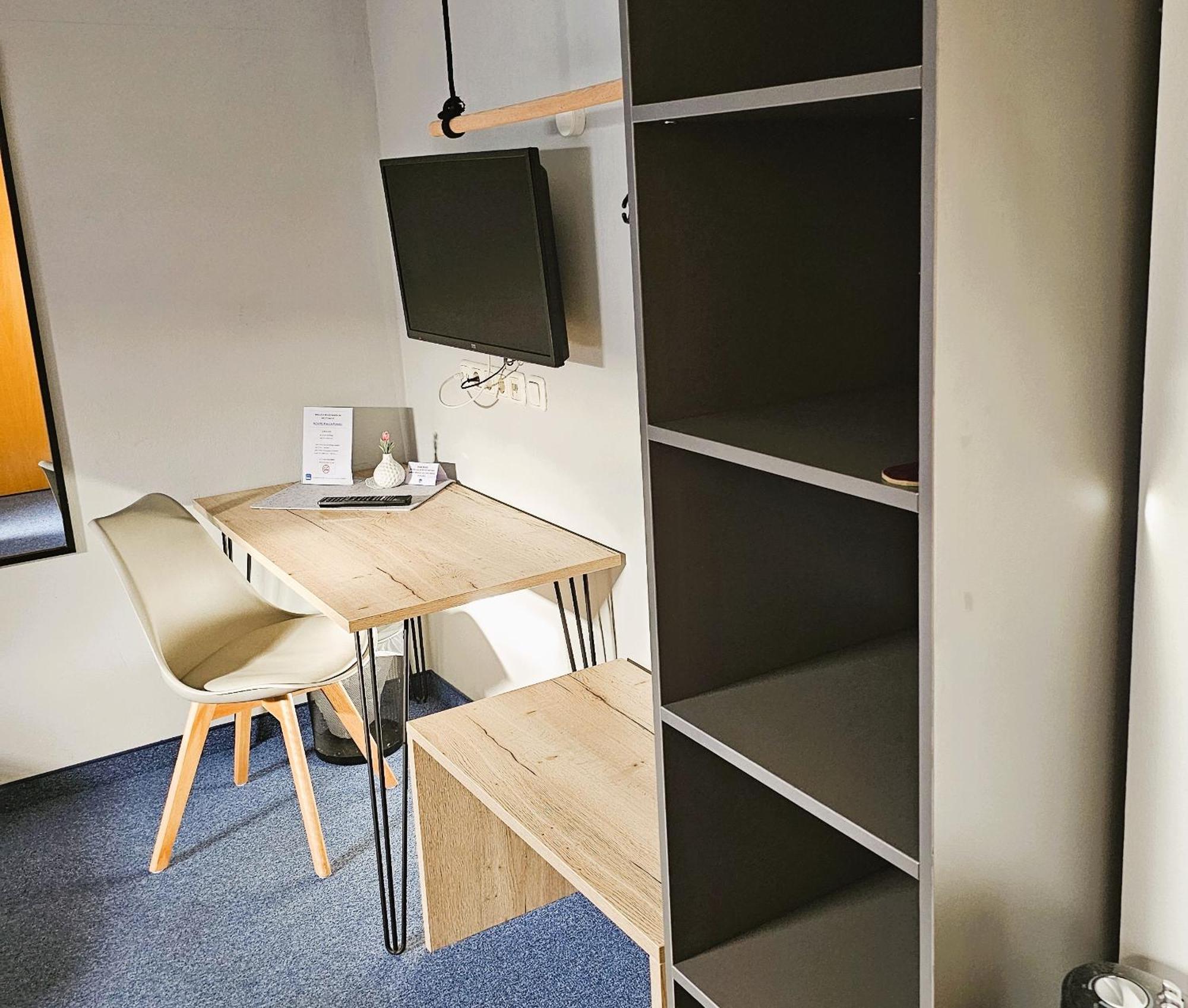 Novitel Pension Pliening - Muenchen Messe ภายนอก รูปภาพ