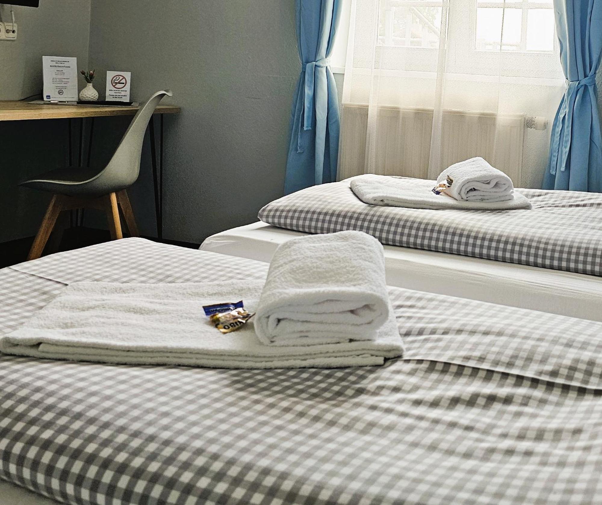 Novitel Pension Pliening - Muenchen Messe ภายนอก รูปภาพ