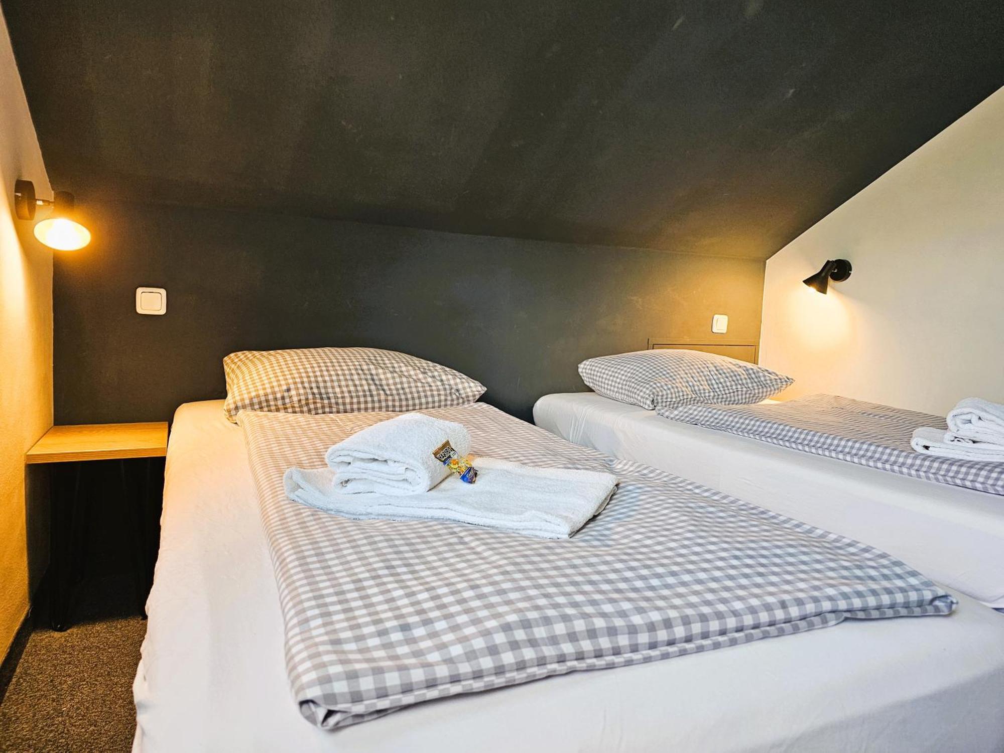 Novitel Pension Pliening - Muenchen Messe ภายนอก รูปภาพ